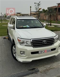 تۆیۆتا لاند کروزەر